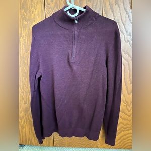 Men’s small goodfellow quarter zip sweater - maroon